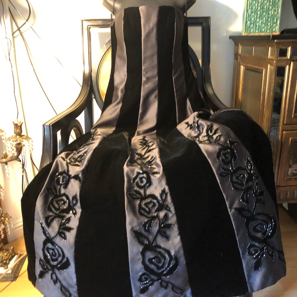 Cache Evening gown - Picture 2 of 5